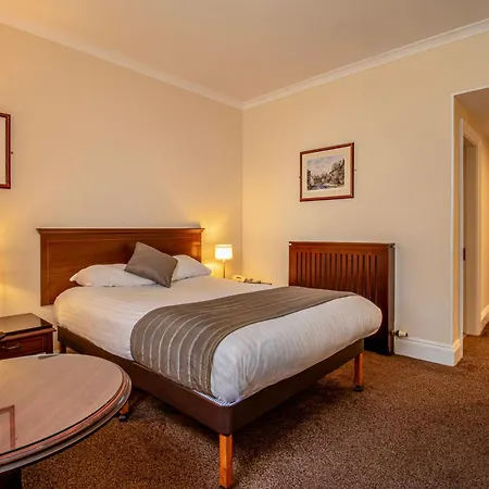 Hollins Hall Hotel, Golf & Country Club Bradford  Extérieur photo