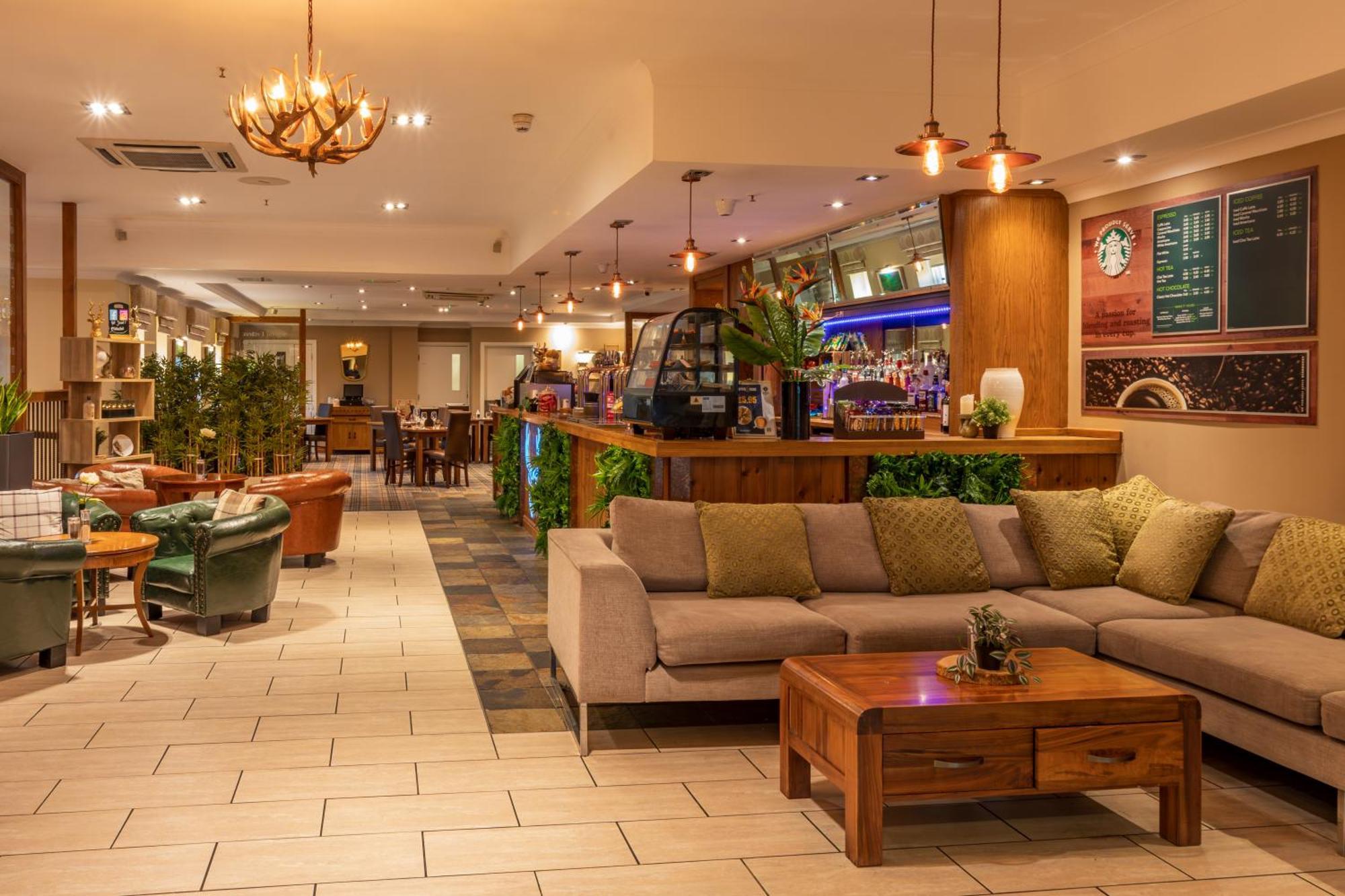 Hollins Hall Hotel, Golf & Country Club 4* Bradford (West Yorkshire)