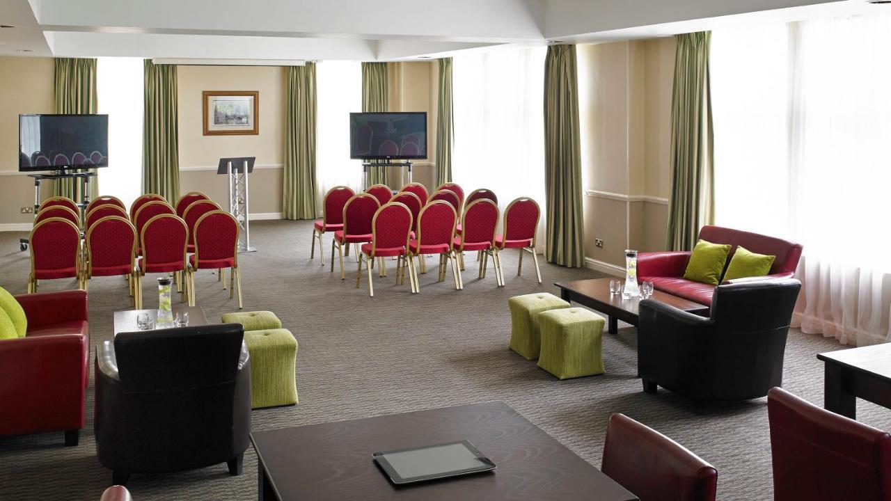 Hollins Hall Hotel, Golf & Country Club 4* Bradford (West Yorkshire)