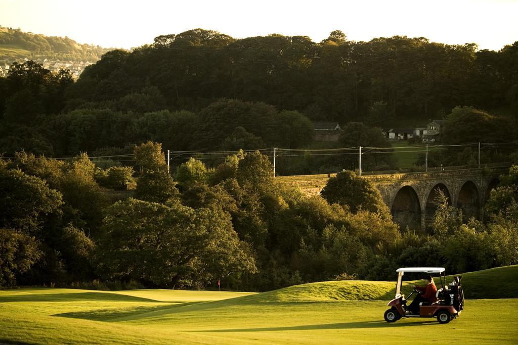 Hotel Hollins Hall Hotel, Golf & Country Club 4*