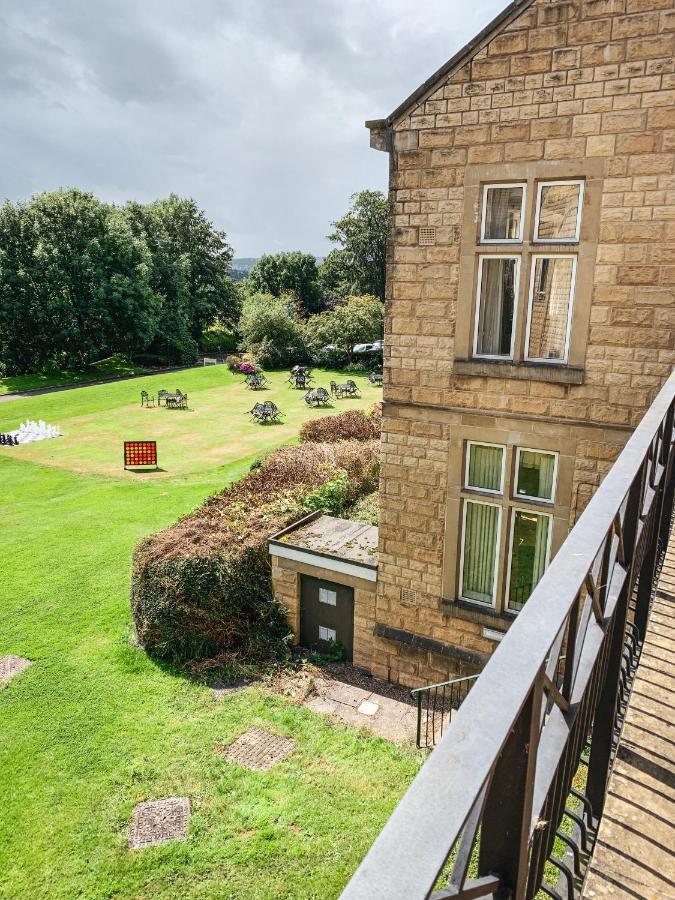 Hollins Hall Hotel, Golf & Country Club 4*